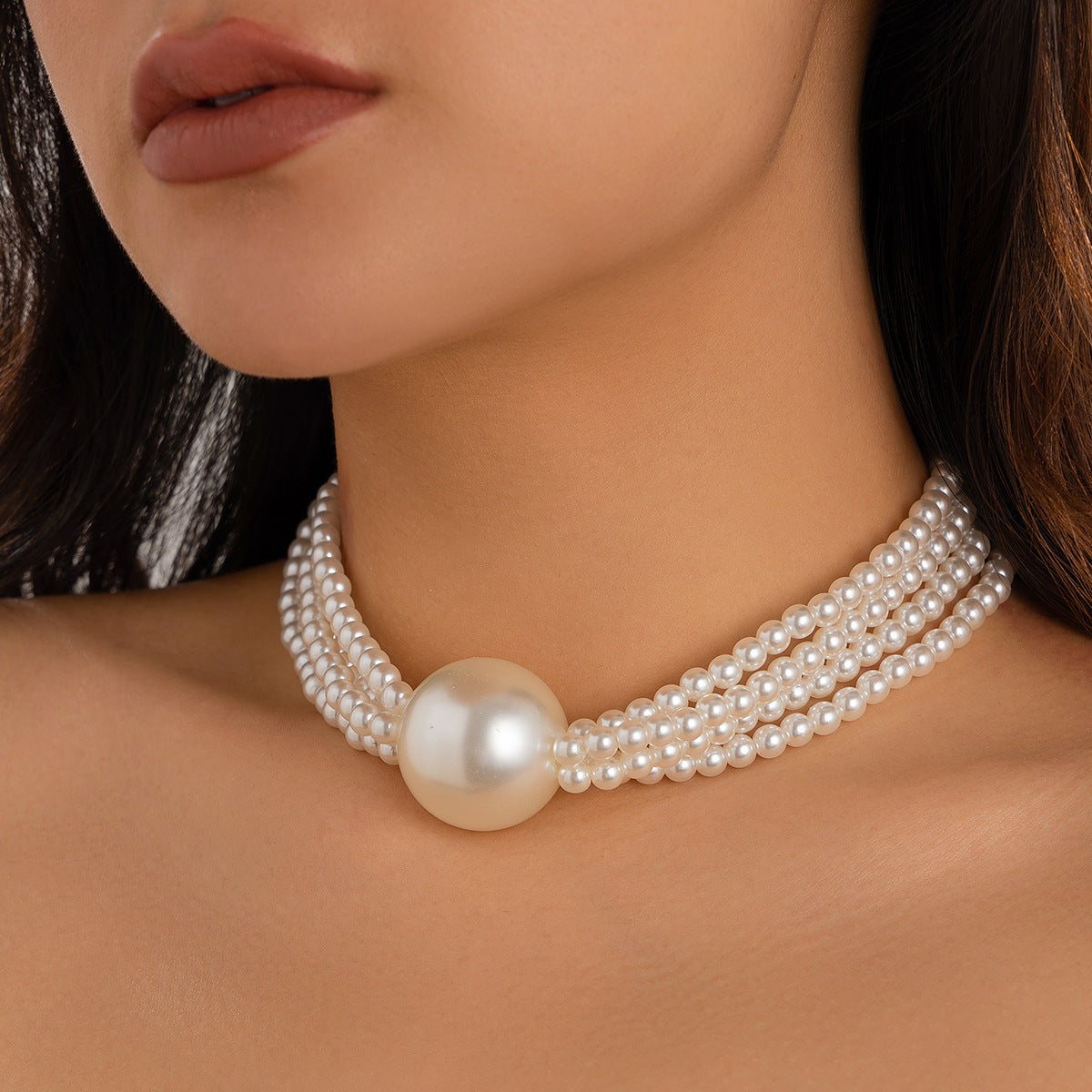 Exaggerated round bead pendant, collarbone necklace, women's hip-hop trend, metal multi-layer pearl necklace